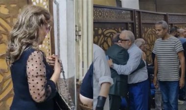 نجوم الفن يساندون أحمد صيام في عزاء شقيقته نادية صيام بمسجد الحامدية الشاذلية