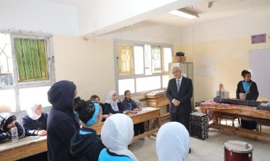 وزير التعليم يتابع انتظام الفصل الدراسى الثانى بأحد المدارس