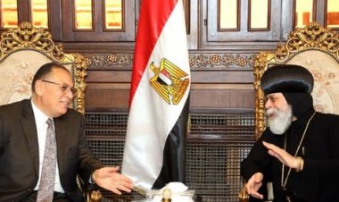 محافظ الشرقية يُهنئ أسقف الزقازيق ومنيا القمح بعيد القيامة المجيد