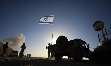 المكتب الإعلامي بغزة: إسرائيل تهدد بتدمير مباني مجمع الشفاء الطبي فوق رؤوس من بداخلها