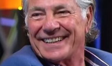 مصطفى فهمي يعود إلى منزله بعد إجراء جراحة دقيقة بالمخ