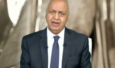 «جريمة في حق الآثار».. مصطفى بكري يتهم زاهي حواس بتحطيم تمثال أثري