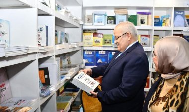 الخشت يكشف عن تفاصيل جناح جامعة القاهرة بمعرض الكتاب... تعرف على الإصدارات