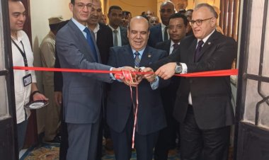 محافظ الأقصر ورئيس مجلس الدولة يفتتحان فرع توثيق مجمع محاكم مجلس الدولة الجديد لتيسير الخدمات على المواطنين