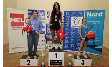 لانا فتح الله.. نجاحات في بطولة فرنسا المفتوحة للاسكواش للناشئات