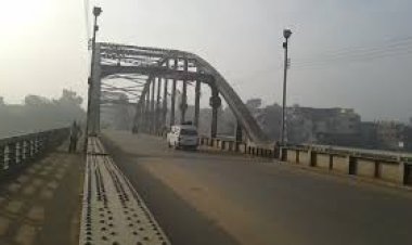 «الداخلية» تكشف ملابسات جنوح عائمة بالمجرى المائى لنهر النيل أسفل كوبرى سمنود 