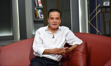 بعد فترة غياب..  يوسف معاطي يكشف أسرار صناعة السينما في لقاء خاص مع عمرو الليثي