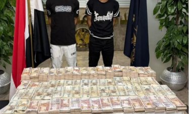 القبض على موظف وسائق لسرقتهما ملايين الجنيهات من شركة نقل أموال بالتجمع الأول