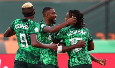 نيجيريا تهزم أنجولا وتحجز مقعدًا في نصف نهائي أمم إفريقيا