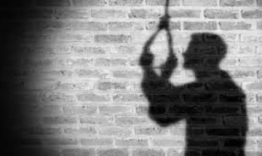 عامل يتخلص من حياته بشنق نفسه داخل شقة بمدينة بدر 