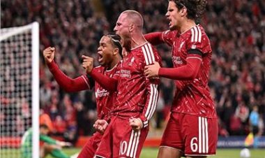 ليفربول يفوز على أتلتيكو مدريد بثنائية في مستهل مشواره بدوري الأبطال