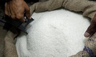 الغرفة التجارية بالجيزة تنفي وجود أزمة سكر بالأسواق.. تفاصيل