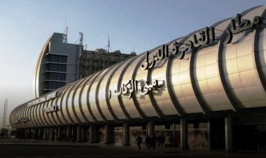 وفاة راكب تجبر طائرة على الهبوط الاضطراري بمطار القاهرة