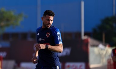 ياسر إبراهيم يشارك في التدريبات الجماعية بالأهلي استعدادا للإسماعيلي