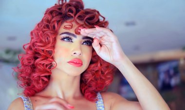 دوللي شاهين تستعد لطرح أحدث أغانيها "أنا الحاجة الحلوة"