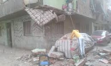 إصابة «4» أشخاص بينهم سيدة حامل إثر انهيار عقار بمنطقة بولاق أبو العلا