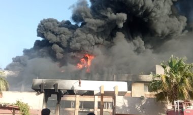 حريق هائل فى مصنع بلاستيك بمنطقة أكتوبر (صور)