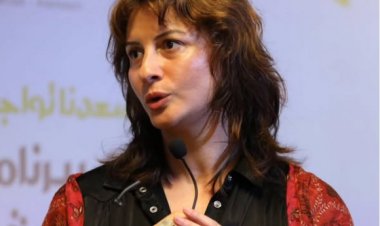 رفضت الأذي ووقفت مع الحق.. فنانة سورية تؤكد استبعادها غلى مدار 14 عاما بسبب مواقفها