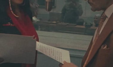 كواليس المسلسل الإذاعي مرفوع مؤقتاً من الخدمة .. محمد صبحي يبعث الروح في ميكروفون ماسبيرو