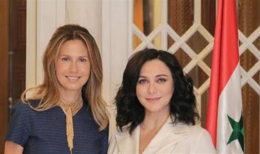 سلاف فواخرجي تحسم الجدل: لن أقدّم شخصية أسماء الأسد