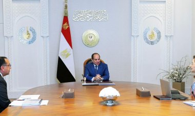 الرئيس السيسي يجتمع  مع رئيس الحكومة لبحث الخطة الاستثمارية للدولة