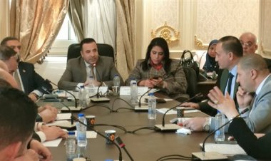 بعد واقعة فتاة أوبر.. اتصالات النواب تطالب بسيستم مراقبة لرحلات شركات نقل الركاب