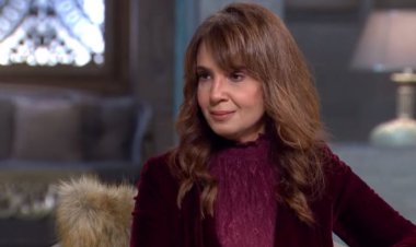 المطربة «حنان»: «أتمنى إني ألبس الحجاب.. وطول عمري ملتزمة في الصلاة»