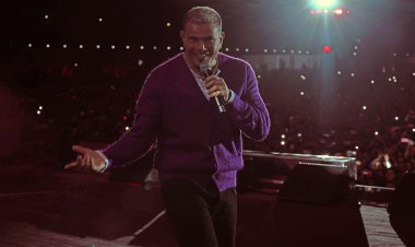 عمرو دياب يحيي حفل عيد الفطر في الجونة