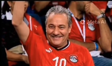 أحمد الفيشاوي يحيي ذكرى والده.. يشجع منتخب مصر بالذكاء الاصطناعي