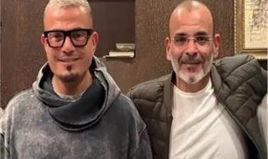 أيمن بهجت قمر يدافع عن أغاني عمرو دياب: مش لازم كل الأغاني تعجب كل الناس