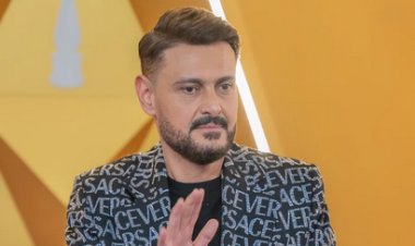 رامز جلال ناعيا سيد صادق: البقاء لله في الأب والفنان والاستاذ