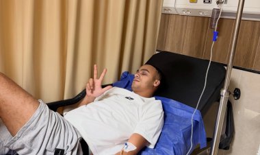 الشاعر الغنائي مصطفى حدوتة من المستشفى: أومال لو فوقتلكم هعمل فيكم إيه؟!