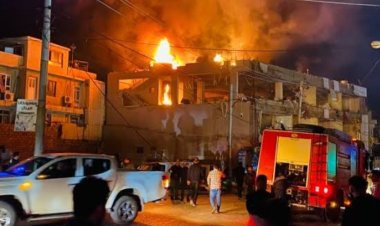 عاجل.. قتيل وجرحى جراء انفجار في قاعدة عسكرية في العراق