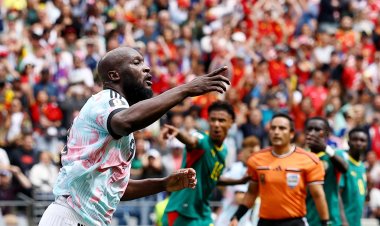 بلجيكا تقلب تأخرها بهدفين إلى فوز مثير على السنغال في كأس العالم