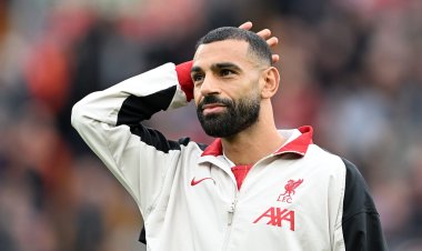 محمد صلاح يحصد جائزة أفضل لاعب  بالدوري الإنجليزي
