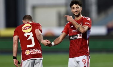 وسام أبوعلي يقود هجوم الأهلي أمام الزمالك في نهائي كأس السوبر