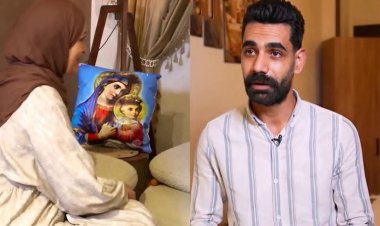 هذا لا يحدث إلا في مصر.. شاب مسيحي يهدي جارته المسلمة رحلة عمرة