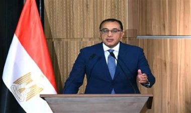 رئيس مجلس الوزراء: تشجيع الصناعة الوطنية على إقامة توسعات لمشروعاتها