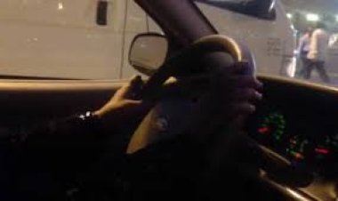 تحدٍ صامد ونجاح مُشرق.. قصة السيدة التي استخرجت رخصة القيادة بعد 959 اختبار