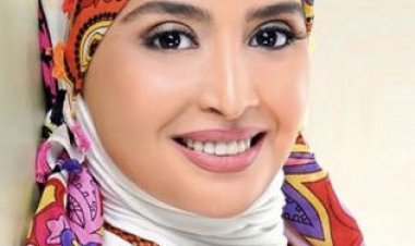 عدم ظهور حنان ترك في صور وفيديوهات حفل زفاف ابنها آدم خالد خطاب يثير جدلًا كبيرًا