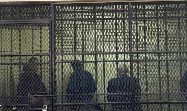 تأجيل محاكمة 12 متهمًا في قضية فساد وزارة الري