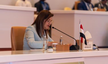 وزيرة التخطيط والتنمية الاقتصادية تشارك باجتماع المائدة المستديرة للمحافظين