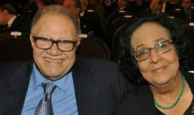 زوجة يحيى الفخراني:  أنا بحب أمشي في الشارع لابسة جلابية وشبشب وشعري منكوش