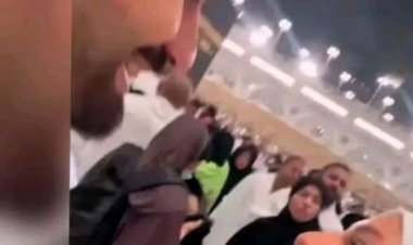 أمام الكعبة المشرفة.. زوجة عراقية تطلب من زوجها القسم بعدم خيانتها والأخير يرفض