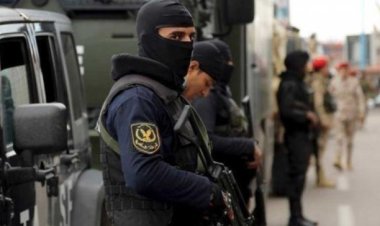 طالب يبتز حبيبته القاصر بصور إباحية لها في أبو النمرس