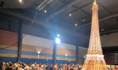 بسبب خطأ صغير.. فرنسي يستبعد من «جينيس» بعد بناء برج لـ 8 سنوات!