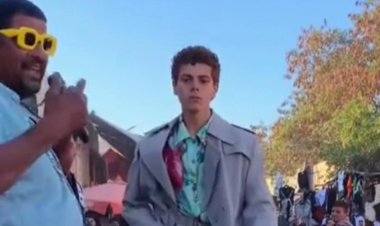 «catwalk egypt».. عرض أزياء الغلابة في سوق الجمعة