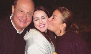 زوجة هاني مهنا لـ" العاصمة ": كان يعاني من بكتيريا بالصدر وغادرنا دار الفؤاد منذ قليل 