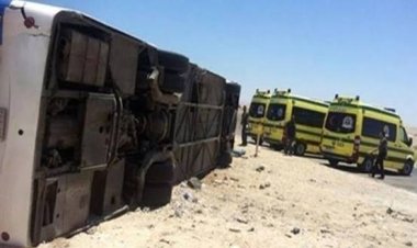 إصابة 18 طالبًا في انقلاب أتوبيس جامعي بالطريق الصحراوي الشرقي بـ المنيا
