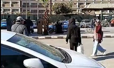 استعدادًا لدفنهم.. تجهيز جثامين خط الصعيد محمد محسوب ومعاونيه بمستشفى أسيوط الجامعي